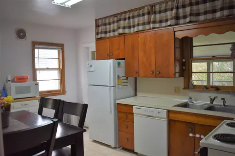 151 Cornwall St, Waterloo, IA 50702 photo 4