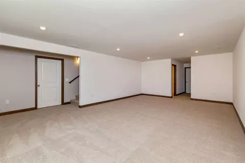 1256 Partridge Ln, Waterloo, IA 50701 photo 17
