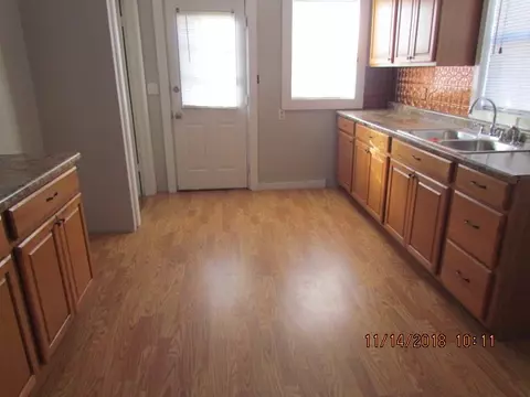 309 E Spring St, Manly, IA 50456 photo 2