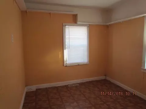 309 E Spring St, Manly, IA 50456 photo 4