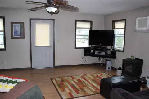 326 Main St, Mcgregor, IA 52157 photo 6