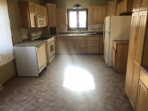 1420 E Mitchell, Waterloo, IA 50701 photo 3