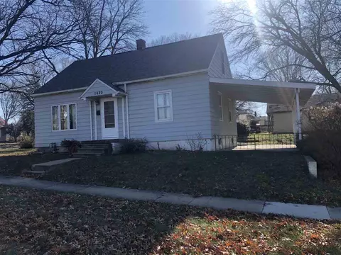 1420 E Mitchell, Waterloo, IA 50701 photo 1
