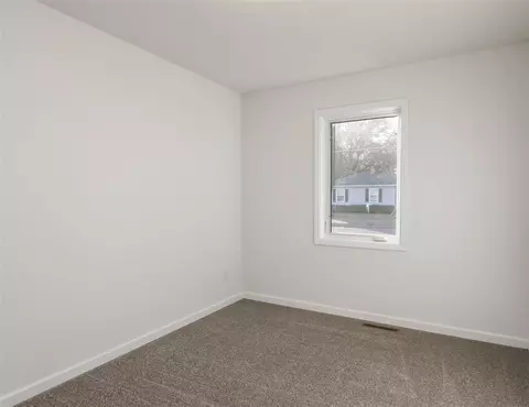 401 Eureka St, Waterloo, IA 50702 photo 17