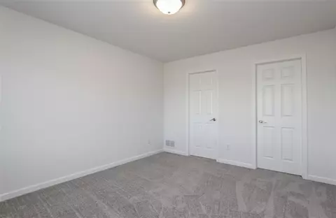 401 Eureka St, Waterloo, IA 50702 photo 11