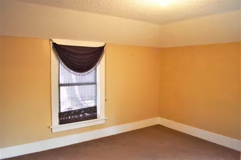1143 Rainbow Dr, Waterloo, IA 50701 photo 15