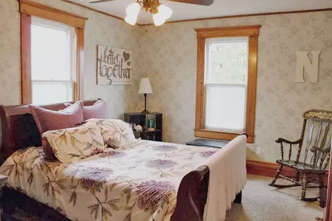 122 E Main St, Shell Rock, IA 50670 photo 17