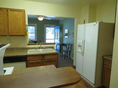 731 Wallgate Ave, Waterloo, IA 50701 photo 6