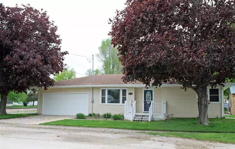 402 4th St, Plainfield, IA 50666 photo 1