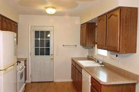 402 4th St, Plainfield, IA 50666 photo 6