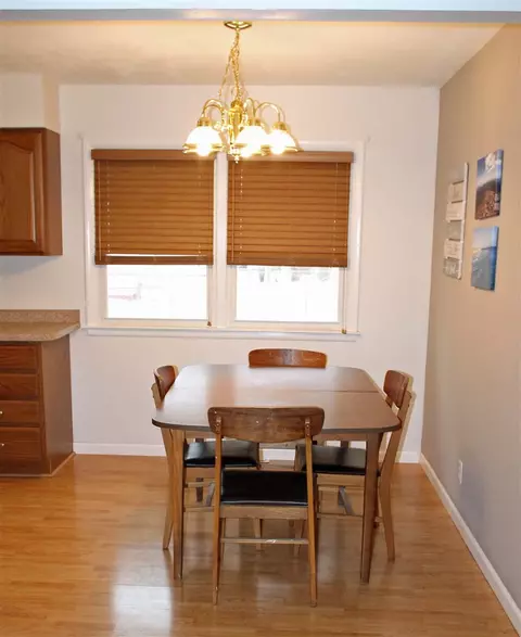 402 4th St, Plainfield, IA 50666 photo 8