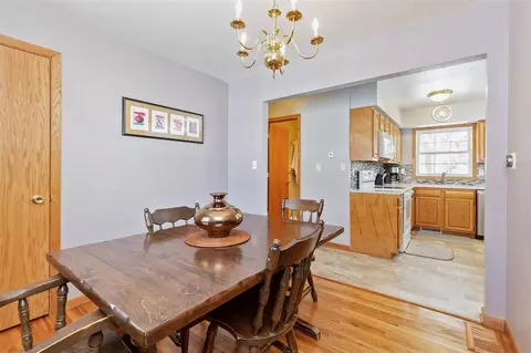 1269 S Hackett Rd, Waterloo, IA 50701 photo 8