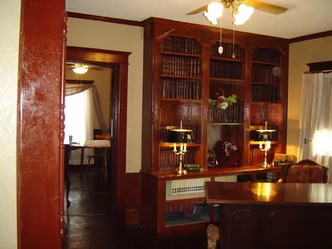 540 E Main St, Denver, IA 50622 photo 7