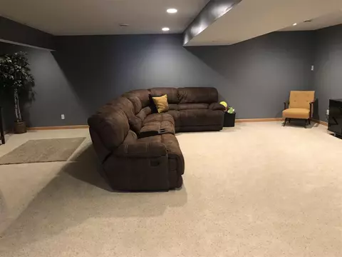 829 Juniper Dr, Waterloo, IA 50702 photo 16