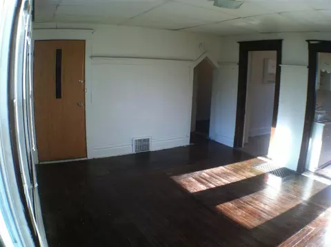 320 E 8th St, Waterloo, IA 50703 photo 13