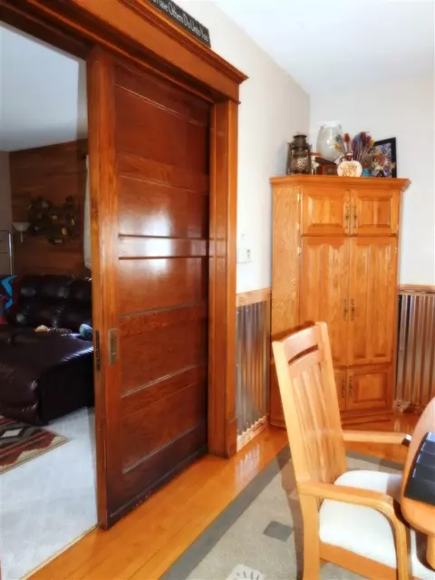 616 E 1st St, Sumner, IA 50674 photo 7