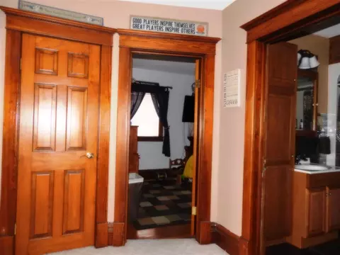 616 E 1st St, Sumner, IA 50674 photo 12