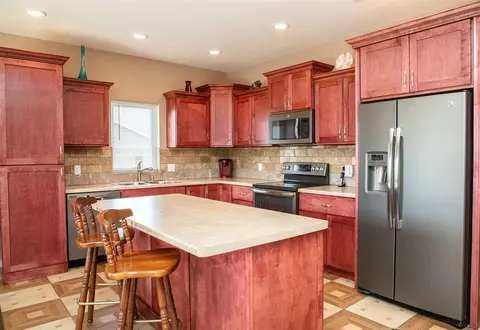 4108 Mockingbird Ln, Waterloo, IA 50702 photo 5