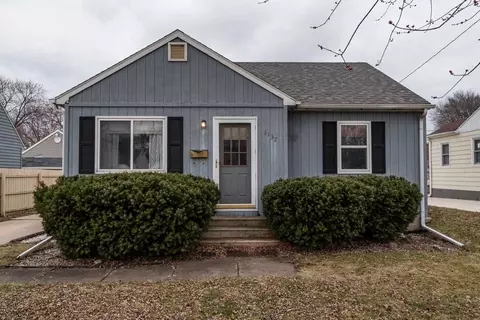 1137 Cornwall, Waterloo, IA 50702 photo 1