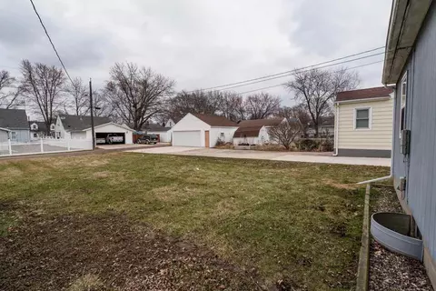 1137 Cornwall, Waterloo, IA 50702 photo 18