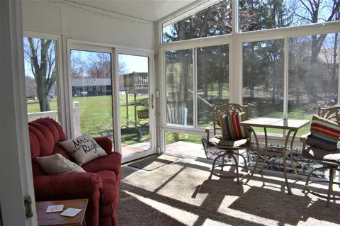 301 Lambeth Dr, Waterloo, IA 50701 photo 7