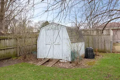 137 Ruby Dr, Waterloo, IA 50702 photo 16