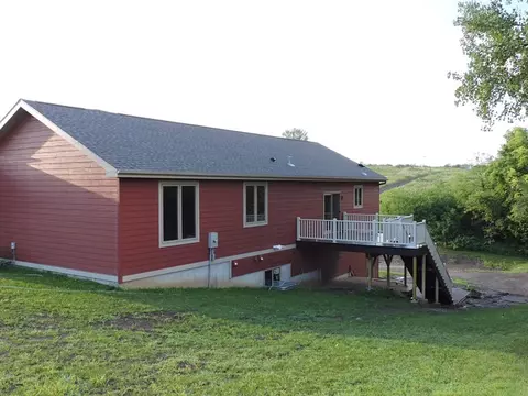 1711 E Hills Rd, Decorah, IA 52101 photo 13