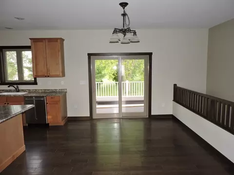 1711 E Hills Rd, Decorah, IA 52101 photo 5