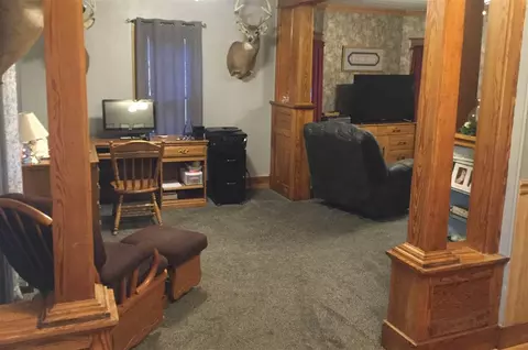 128 E Main St, Stanley, IA 50671 photo 3