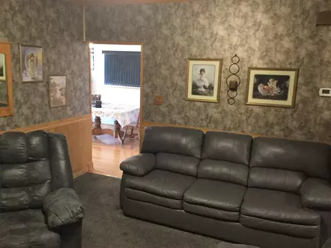 128 E Main St, Stanley, IA 50671 photo 7