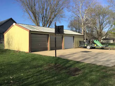 128 E Main St, Stanley, IA 50671 photo 20