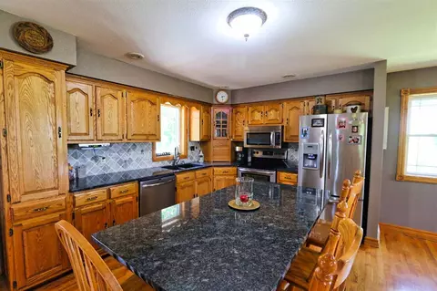 2372 Hitching Post Rd, Decorah, IA 52101 photo 5