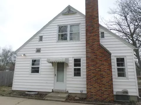 150 Cornwall Ave, Waterloo, IA 50702 photo 2