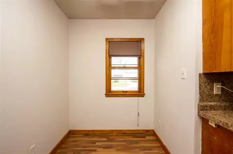 1116 E Mitchell Ave, Waterloo, IA 50702 photo 8