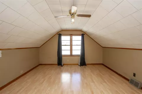 1116 E Mitchell Ave, Waterloo, IA 50702 photo 17