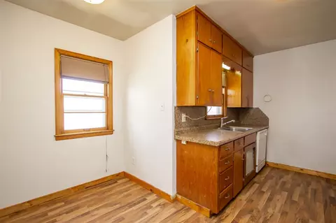 1116 E Mitchell Ave, Waterloo, IA 50702 photo 9