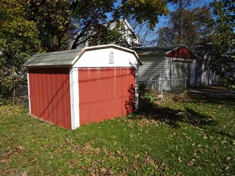 129 Summit Ave, Waterloo, IA 50701 photo 20