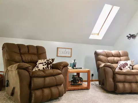 2403 D Ave, Garwin, IA 50632 photo 7