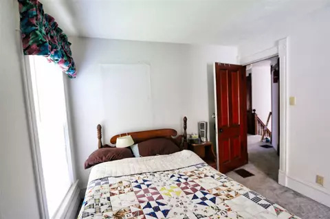 717 Maple Ave, Decorah, IA 52101 photo 10