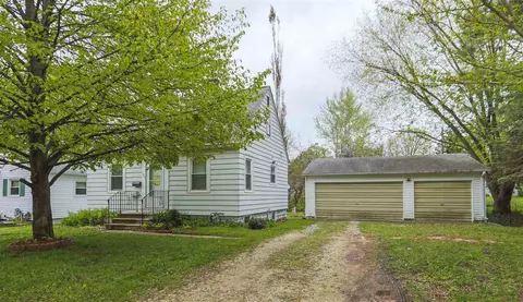 1223 Upton Ave, Waterloo, IA 50701 photo 1