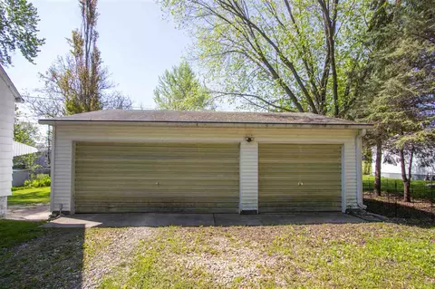 1223 Upton Ave, Waterloo, IA 50701 photo 4