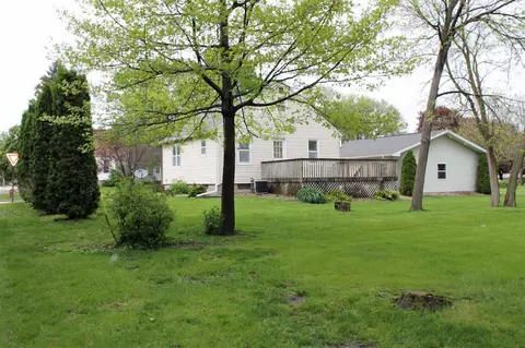 419 E 2nd St, Readlyn, IA 50668 photo 14