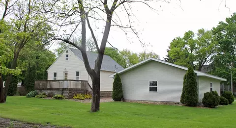 419 E 2nd St, Readlyn, IA 50668 photo 12