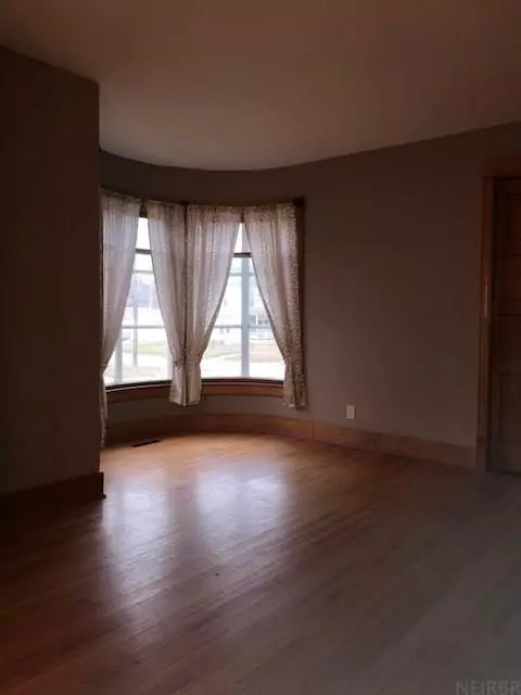 202 SE 2nd St, Hampton, IA 50441 photo 4
