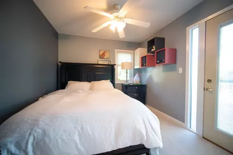 129 Windsor Dr, Waterloo, IA 50701 photo 9