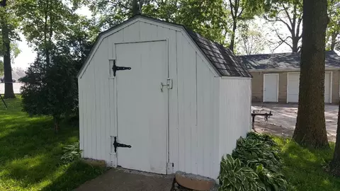 644 S Hackett Rd, Waterloo, IA 50701 photo 14