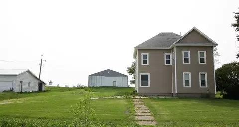 1685 Quonset Ave, Aurora, IA 50607 photo 1