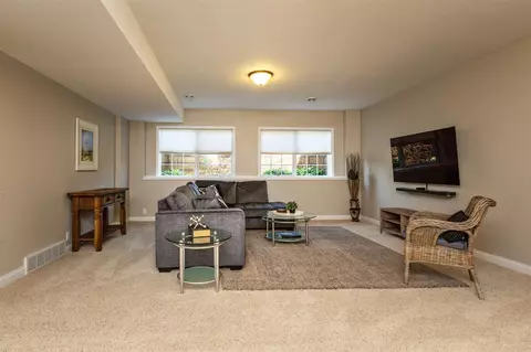 2907 Pendleton Dr, Cedar Falls, IA 50613 photo 17