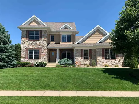 2907 Pendleton Dr, Cedar Falls, IA 50613 photo 1