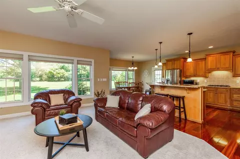 2907 Pendleton Dr, Cedar Falls, IA 50613 photo 6